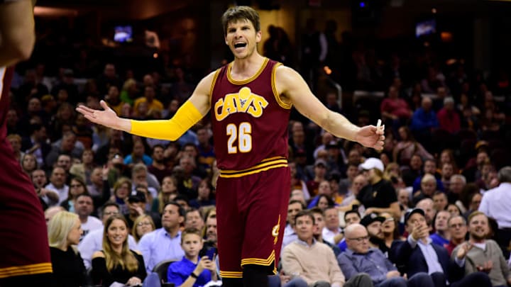 CLEVELAND, OH - FEBRUARY 23: Kyle Korver CLEVELAND, OH - FEBRUARY 23: Kyle Korver