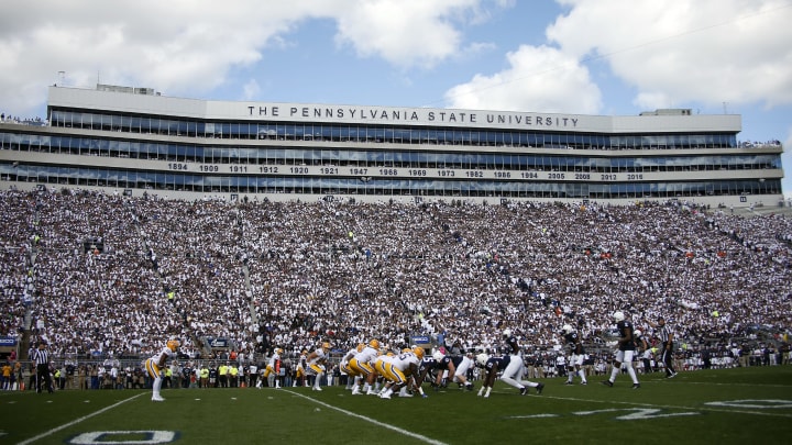 STATE COLLEGE, PA – SEPTEMBER 09: The Penn State Nittany Lions line up against the Pittsburgh Panthers at Beaver Stadium on September 9, 2017 in State College, Pennsylvania. (Photo by Justin K. Aller/Getty Images)