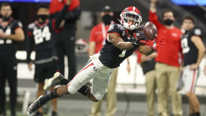 Jan 1, 2021; Atlanta, GA, USA; Georgia Bulldogs wide receiver George Pickens (1) catches a pass against the Cincinnati Bearcats in the first quarter of the Chick-fil-A Peach Bowl at Mercedes-Benz Stadium. Mandatory Credit: Brett Davis-USA TODAY Sports