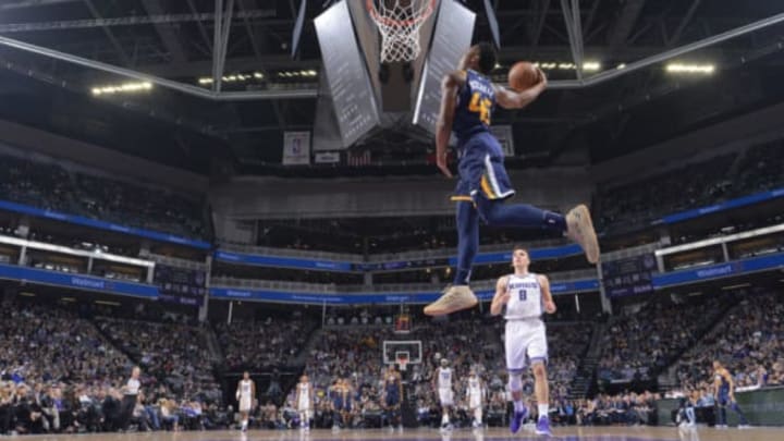 SACRAMENTO, CA – JANUARY 17: Donovan Mitchell #45 of the Utah Jazz dunks against the Sacramento Kings on January 17, 2018 at Golden 1 Center in Sacramento, California. NOTE TO USER: User expressly acknowledges and agrees that, by downloading and or using this photograph, User is consenting to the terms and conditions of the Getty Images Agreement. Mandatory Copyright Notice: Copyright 2018 NBAE (Photo by Rocky Widner/NBAE via Getty Images)