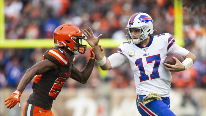 Nov 10, 2019; Cleveland, OH, USA; Cleveland Browns cornerback Greedy Williams (26) chases Buffalo Bills quarterback Josh Allen (17) during the third quarter at FirstEnergy Stadium. Mandatory Credit: Scott R. Galvin-USA TODAY Sports