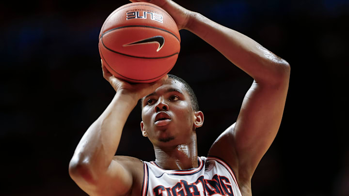 CHAMPAIGN, IL – JANUARY 11: Malcolm Hill #21 of the Illinois Fighting Illini shoots a free throw during the game against the Michigan Wolverines at State Farm Center on January 11, 2017 in Champaign, Illinois. (Photo by Michael Hickey/Getty Images)