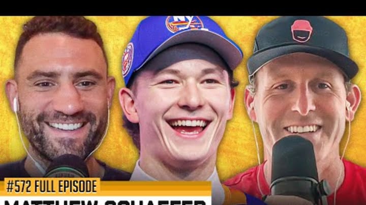 1st Overall Pick Matthew Schaefer Stuffed Biz In A Locker - Episode 572