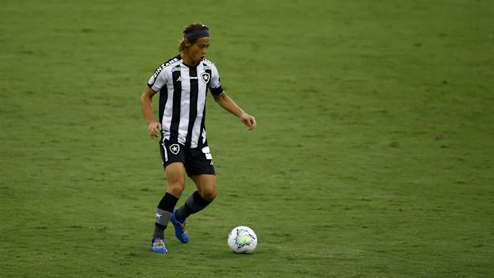 Grande contratação de 2020, Honda vai para o banco do Botafogo. Grande contratação de 2020, Honda vai para o banco do Botafogo.