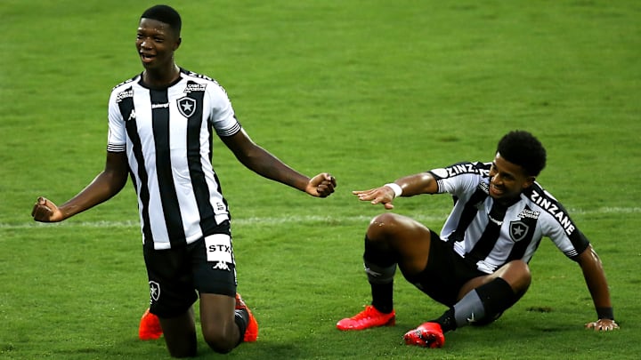 Botafogo e Resende se enfrentam pela 2ª rodada do Campeonato Carioca. 