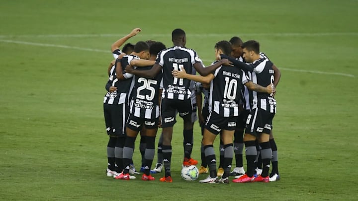 O Botafogo vive um momento delicado no Campeonato Brasileiro. 