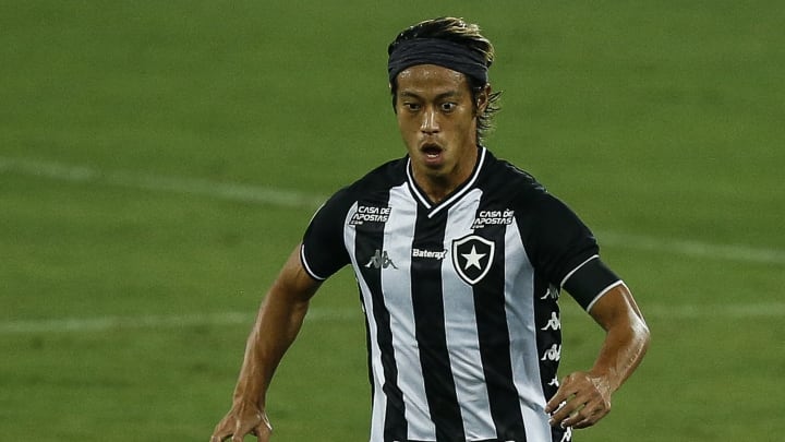 Paraná e Botafogo se enfrentam após mais de cinco meses de paralisação da Copa do Brasil. Paraná e Botafogo se enfrentam após mais de cinco meses de paralisação da Copa do Brasil.