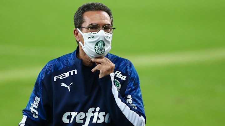Luxa segue com "moral" entre os dois principais nomes da diretoria do Palmeiras.
