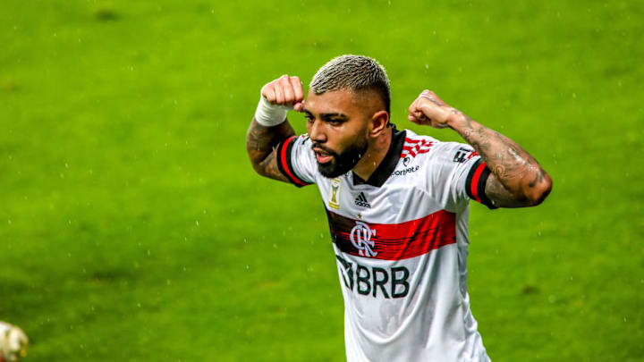 Com Gabigol ‘orquestrando’, o Flamengo pode apertar o Corinthians. 