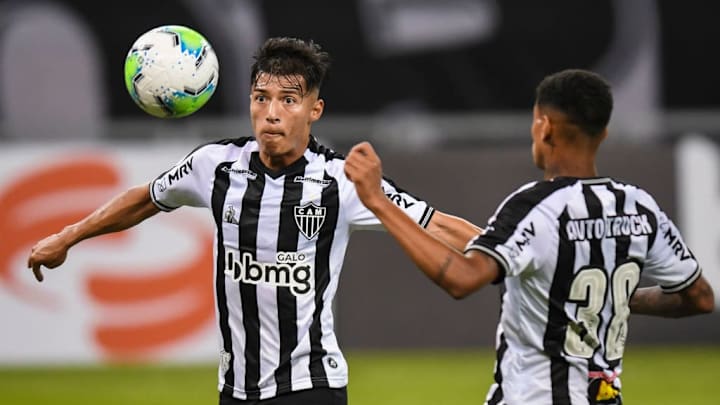 O Galo contratou 10 jogadores desde a chegada de Sampaoli.