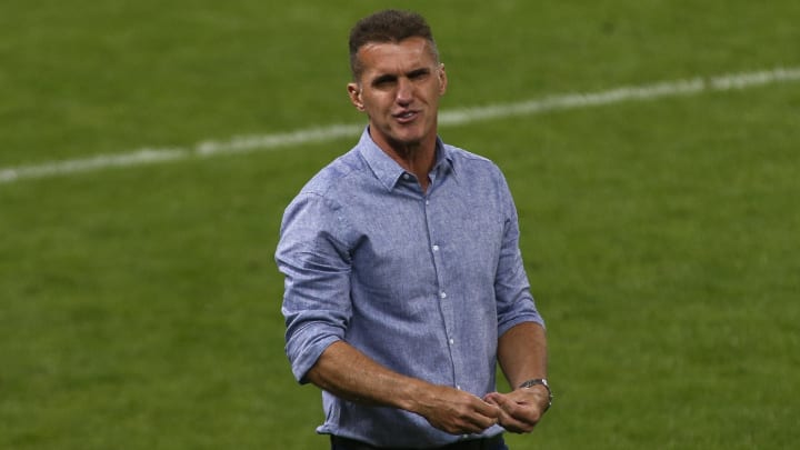 O Corinthians tem sete desfalques para a partida contra o Sport, sendo cinco por estarem à disposição do departamento médico. 