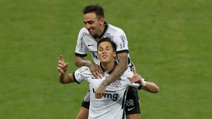 O Corinthians acumula cerca de R$ 23 milhões em ganhos com exibições na temporada.