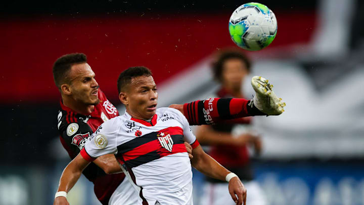 Janderson e João Victor estão bem no Atlético-GO. 