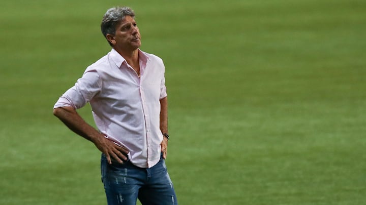 Renato Portaluppi quer treinar o Flamengo, revela amigo do treinador. Ex-Grêmio teria recusado uma oferta milionária da Arábia. 