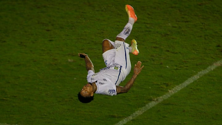 2020 Brasileirao Series A: Santos v Atletico MG Play Behind Closed Doors Amidst the Coronavirus