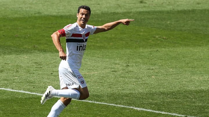 Hernanes São Paulo Hernán Crespo Negociação