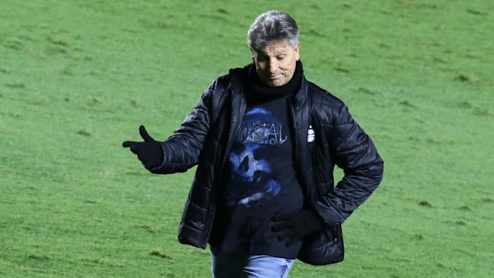 O Grêmio do Renato precisa fazer mais para consolidar voo. 