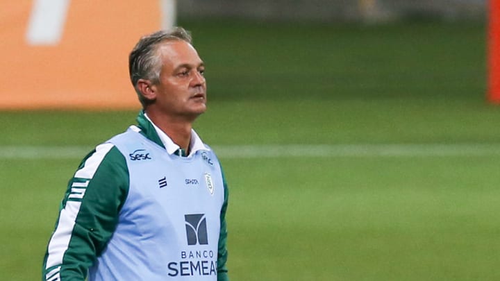 Treinador ainda não venceu no atual Campeonato Brasileiro Treinador ainda não venceu no atual Campeonato Brasileiro
