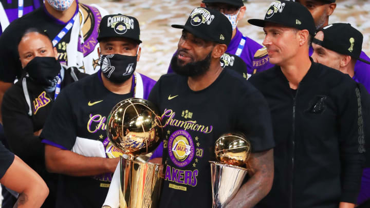 LeBron sumó su cuarto campeonato en la NBA