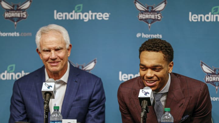 Mitch Kupchak and PJ Washington after the 2019 draft. Nell Redmond-USA TODAY Sports