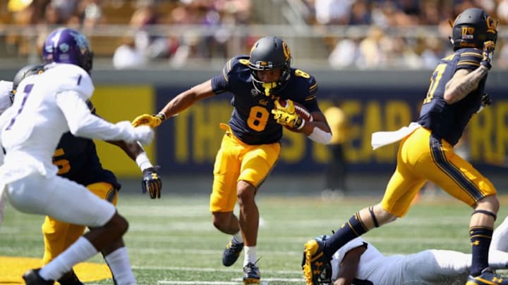 BERKELEY, CA - SEPTEMBER 09: Demetris Robertson #8 of the California Golden Bears runs with the ball against the Weber State Wildcats at California Memorial Stadium on September 9, 2017 in Berkeley, California. (Photo by Ezra Shaw/Getty Images)
