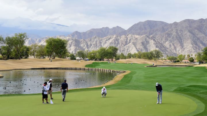LA QUINTA, CA - JANUARY 22: The group of Adam Hadwin of Canada, Dominic Bozzelli and Hudson Swafford prepare to putt on the fifth green during the final round of the CareerBuilder Challenge in partnership with The Clinton Foundation at the TPC Stadium Course at PGA West on January 22, 2017 in La Quinta, California. (Photo by Harry How/Getty Images)