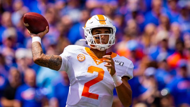 GAINESVILLE, FL- SEPTEMBER 21: Jarrett Guarantano #2 of the Tennessee Volunteers looks to pass during the game against the Florida Gators at Ben Hill Griffin Stadium on September 21, 2019 in Gainesville, Florida. (Photo by Carmen Mandato/Getty Images)