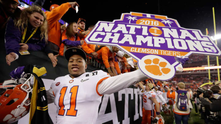 TAMPA, FL - JANUARY 09: Safety Isaiah Simmons