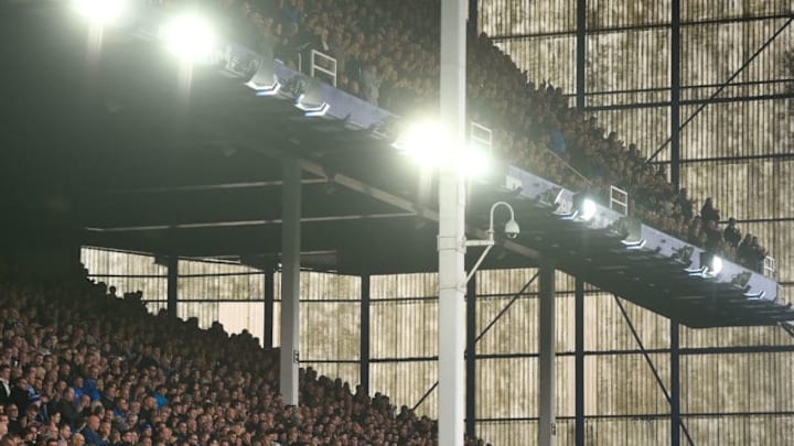 LIVERPOOL, ENGLAND - NOVEMBER 01: Everton supporters watch the game from the stands during the Barclays Premier League match between Everton and Sunderland at Goodison Park on November 1, 2015 in Liverpool, England. (Photo by David Ramos/Getty Images) LIVERPOOL, ENGLAND - NOVEMBER 01: Everton supporters watch the game from the stands during the Barclays Premier League match between Everton and Sunderland at Goodison Park on November 1, 2015 in Liverpool, England. (Photo by David Ramos/Getty Images)