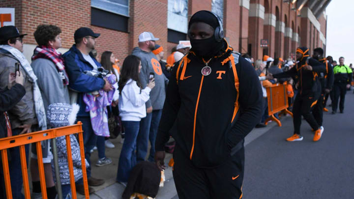 Tennessee offensive lineman James Robinson (71) on the Vol Walk before the start of the NCAA football game between the Tennessee Volunteers and South Alabama Jaguars in Knoxville, Tenn. on Saturday, November 20, 2021.Utvsal1120