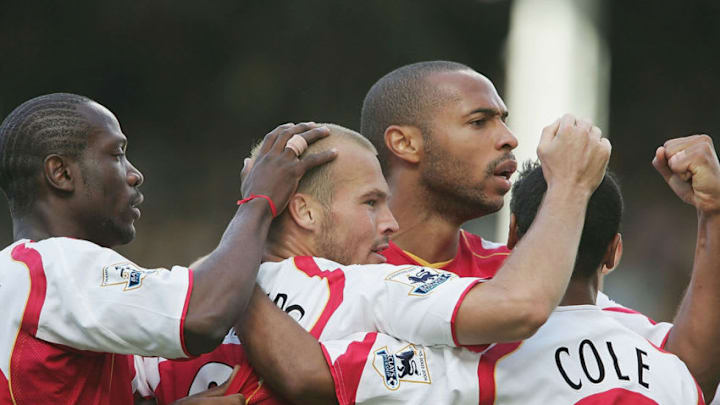 LONDON - SEPTEMBER 11: Freddie Ljungberg of Arsenal celabrates his goal during the Barclays Premiership match between Fulham and Arsenal at Craven Cottage on September 11, 2004 in London. (Photo by Phil Cole/Getty Images)