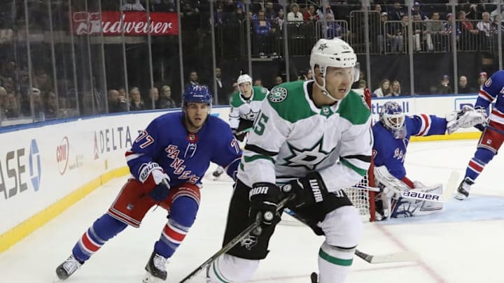 NEW YORK, NEW YORK - NOVEMBER 19: Blake Comeau #15 of the Dallas Stars skates against the New York Rangers at Madison Square Garden on November 19, 2018 in New York City. The Rangers defeated the Stars 2-1. (Photo by Bruce Bennett/Getty Images)