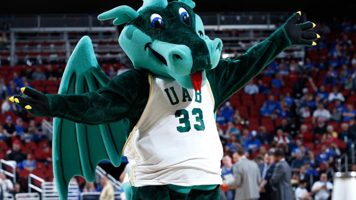 LOUISVILLE, KY – MARCH 21: The mascot of the UAB Blazers against the UCLA Bruins during the third round of the 2015 NCAA Men’s Basketball Tournament at KFC YUM! Center on March 21, 2015 in Louisville, Kentucky. (Photo by Joe Robbins/Getty Images)