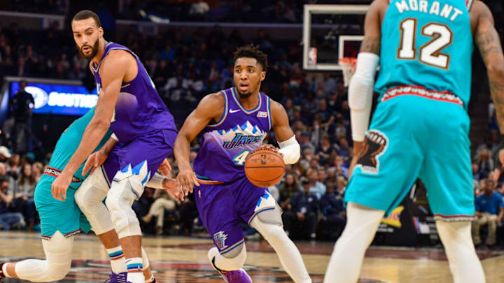 MEMPHIS, TN - NOVEMBER 29: Donovan Mitchell #45 of the Utah Jazz drives to the basket during the first half of a game against the Memphis Grizzlies at FedExForum on November 29, 2019 in Memphis, Tennessee. NOTE TO USER: User expressly acknowledges and agrees that, by downloading and/or using this photograph, user is consenting to the terms and conditions of the Getty Images License Agreement. (Photo by Brandon Dill/Getty Images)