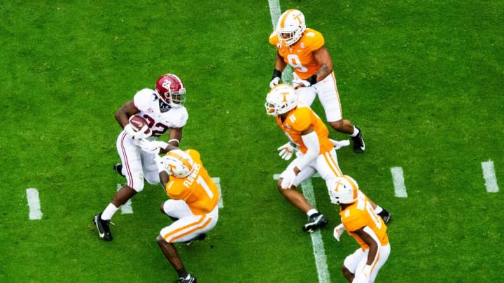 Alabama running back Najee Harris (22) runs the ball during the Alabama and Tennessee football game at Neyland Stadium at the University of Tennessee in Knoxville, Tenn., on Saturday, Oct. 24, 2020.Tennessee Vs Alabama Football 100387