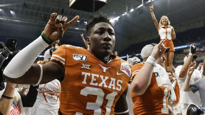 DeMarvion Overshown #31 of the Texas Longhorns (Photo by Tim Warner/Getty Images)