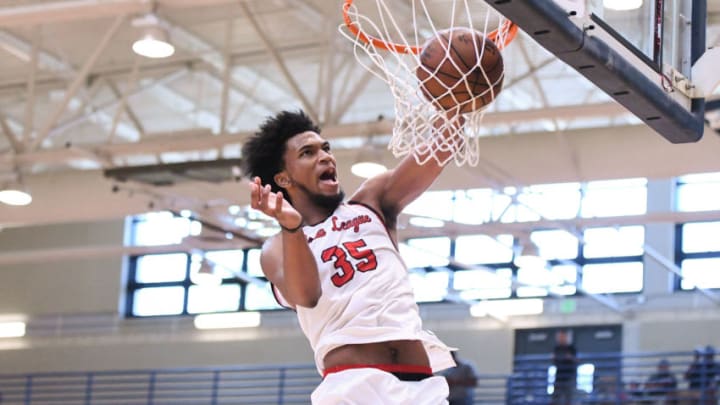 LOS ANGELES, CA - AUGUST 05: Marvin Bagley, Jr., the top high school recruit in the class of 2018, dunks the ball during a Drew League game at Los Angeles Southwest College on August 5th, 2017. (Photo by Brian Rothmuller/Icon Sportswire via Getty Images)
