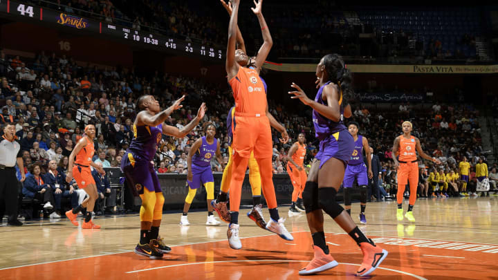 BOSTON, MA – SEPTEMBER 17: Jonquel Jones #35 of the Connecticut Sun shoots the ball against the Los Angeles Sparks on September 17, 2019 at the Mohegan Sun Arena in Uncasville, Connecticut. NOTE TO USER: User expressly acknowledges and agrees that, by downloading and or using this photograph, User is consenting to the terms and conditions of the Getty Images License Agreement. Mandatory Copyright Notice: Copyright 2019 NBAE (Photo by Brian Babineau/NBAE via Getty Images)