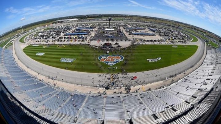 Sep 20, 2015; Joliet, IL, USA; An overall view of Chicagoland Speedway prior to the MyAfibRisk.com 400. Mandatory Credit: Jasen Vinlove-USA TODAY Sports