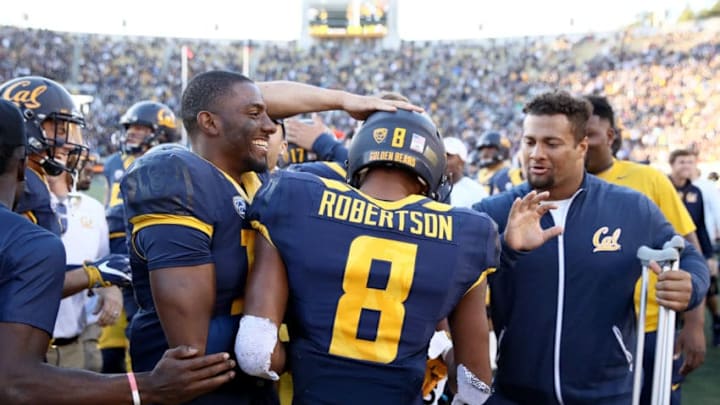BERKELEY, CA - OCTOBER 01: Demetris Robertson