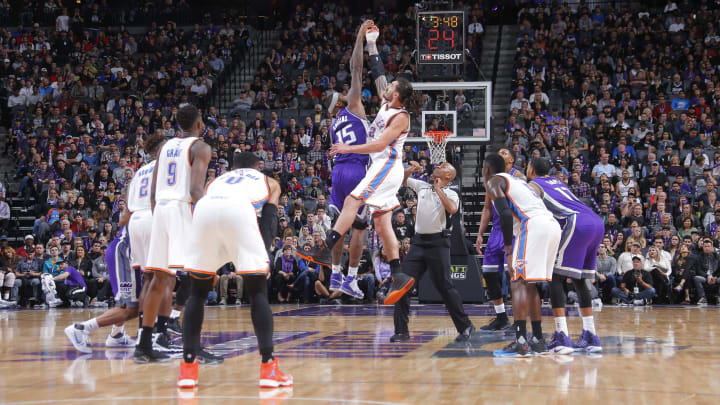 SACRAMENTO, CA – NOVEMBER 23: DeMarcus Cousins #15 of the Sacramento Kings and Steven Adams #12 of the Oklahoma City Thunder go for the jump ball during the game on November 23, 2016 at Golden 1 Center in Sacramento, California. NOTE TO USER: User expressly acknowledges and agrees that, by downloading and or using this Photograph, user is consenting to the terms and conditions of the Getty Images License Agreement. Mandatory Copyright Notice: Copyright 2016 NBAE (Photo by Rocky Widner/NBAE via Getty Images)