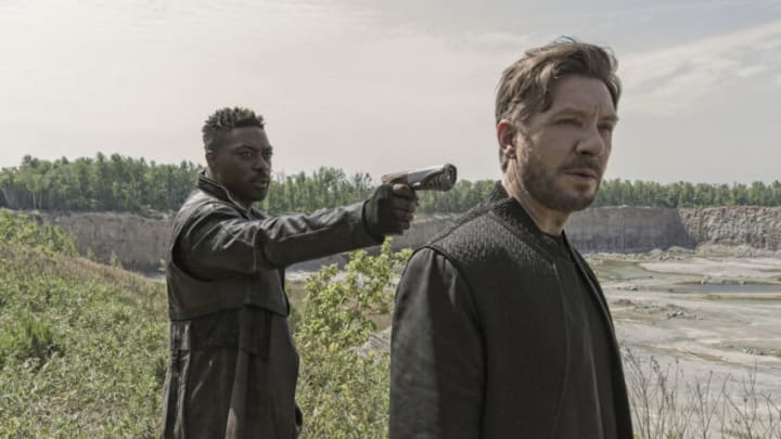 Pictured: David Ajala as Book and Shawn Doyle as Ruon Tarka of the Paramount+ original series STAR TREK: DISCOVERY. Photo Cr: Michael Gibson/Paramount+ © 2021 CBS Interactive. All Rights Reserved.