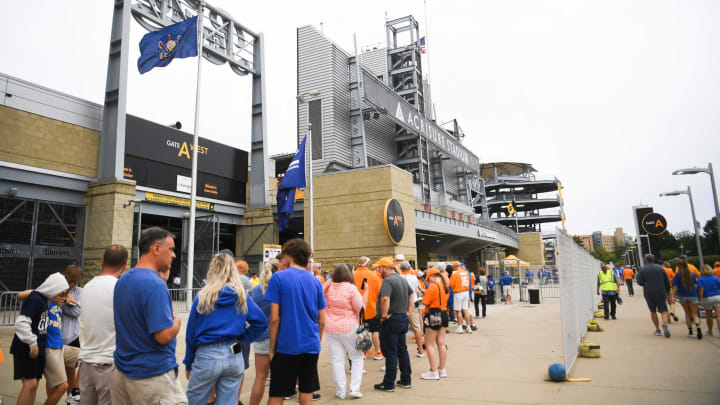 Fans wait to enter the stadium before a game between the Tennessee Volunteers and Pittsburgh Panthers in Acrisure Stadium in Pittsburgh, Saturday, Sept. 10, 2022.Tennpitt0910 00085