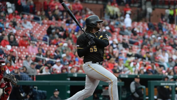 ST. LOUIS, MO - MAY 11: Josh Bell #55 of the Pittsburgh Pirates hits a RBI single in the fourth inning against the St. Louis Cardinals at Busch Stadium on May 11, 2019 in St. Louis, Missouri. (Photo by Michael B. Thomas /Getty Images) ST. LOUIS, MO - MAY 11: Josh Bell #55 of the Pittsburgh Pirates hits a RBI single in the fourth inning against the St. Louis Cardinals at Busch Stadium on May 11, 2019 in St. Louis, Missouri. (Photo by Michael B. Thomas /Getty Images)