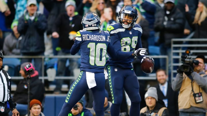 SEATTLE, WA – DECEMBER 31: Wide receiver Doug Baldwin #89 of the Seattle Seahawks celebrates his 18 yard touchdown with Paul Richardson #10 during the third quarter of the game against the Arizona Cardinals at CenturyLink Field on December 31, 2017 in Seattle, Washington. (Photo by Jonathan Ferrey/Getty Images)