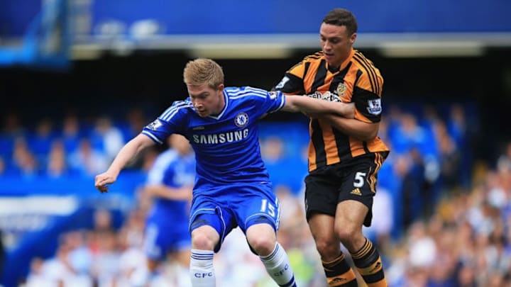 LONDON, ENGLAND - AUGUST 18: Kevin De Bruyne of Chelsea is challenged by James Chester of Hull City during the Barclays Premier League match between Chelsea and Hull City at Stamford Bridge on August 18, 2013 in London, England. (Photo by Richard Heathcote/Getty Images)