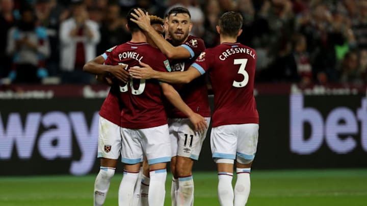 LONDON, ENGLAND - SEPTEMBER 26: Grady Diangana of West Ham United celebrates after scoring his team's eighth goal with his team mates during the Carabao Cup Third Round match between West Ham United and Macclesfield Town at The London Stadium on September 26, 2018 in London, England. (Photo by Dan Istitene/Getty Images)