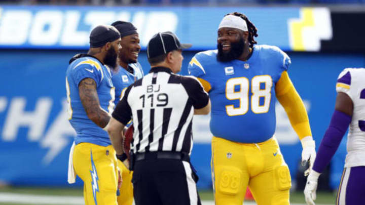 INGLEWOOD, CALIFORNIA – NOVEMBER 14: Linval Joseph #98 of the Los Angeles Chargers at SoFi Stadium on November 14, 2021 in Inglewood, California. (Photo by Ronald Martinez/Getty Images)