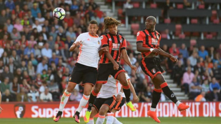 BOURNEMOUTH, ENGLAND – AUGUST 03: Benik Afobe of Bouremouth (R) heads wide during a pre-season friendly match between Bournemouth and Valencia at the Vitality Stadium on August 3, 2016 in Bournemouth, England. (Photo by Mike Hewitt/Getty Images)