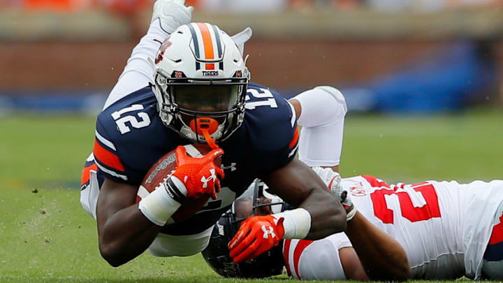 AUBURN, AL - OCTOBER 07: Eli Stove